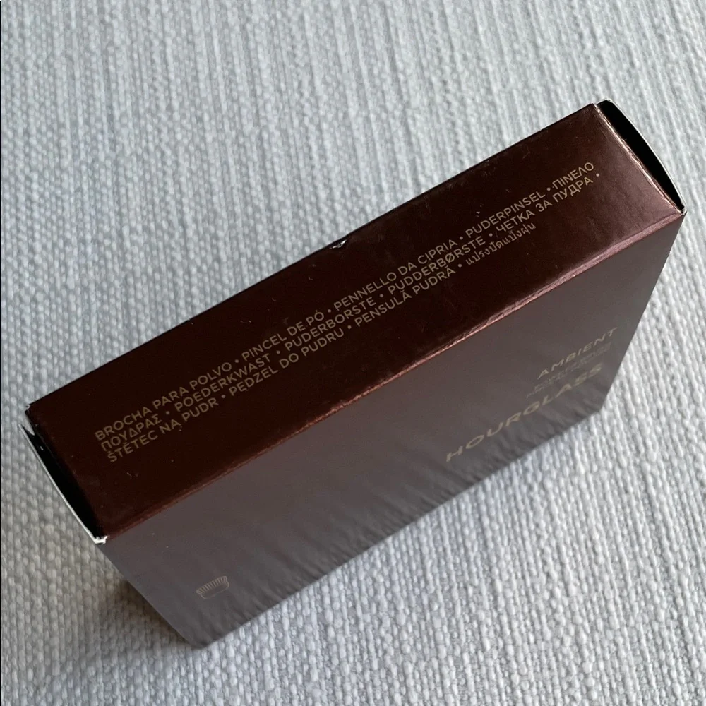 Hourglass Ambient Powder Brush New in box